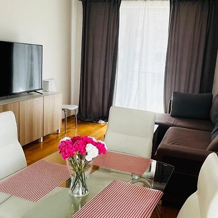 Apartment Hurka - 15 Min Do Centra, Garaz Prag Exteriör bild